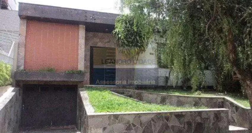 Terreno à venda no Bairro Vila Ipiranga com 200 m² de área privativa