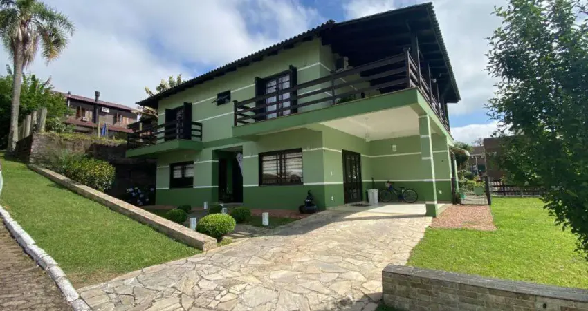Casa de condomínio 4 dormitórios à venda no Bairro Condomínio Condado de Castella com 215 m² de área privativa - 2 vagas de garagem
