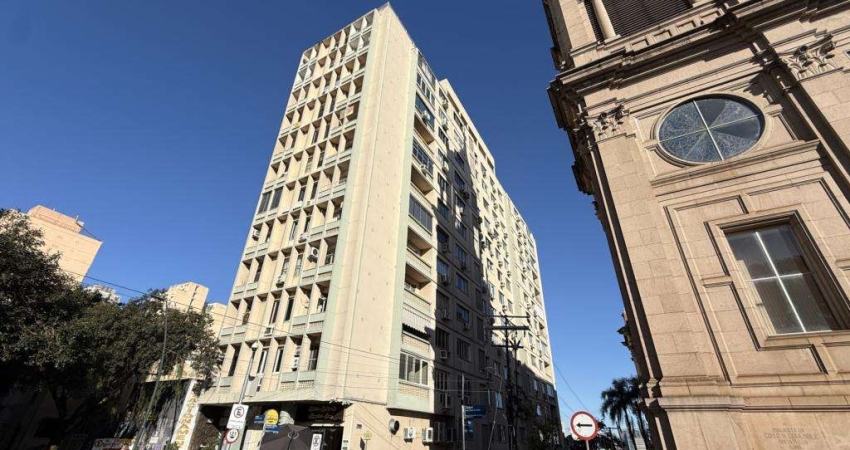 Apartamento 3 dormitórios à venda no Bairro Centro Histórico com 120 m² de área privativa