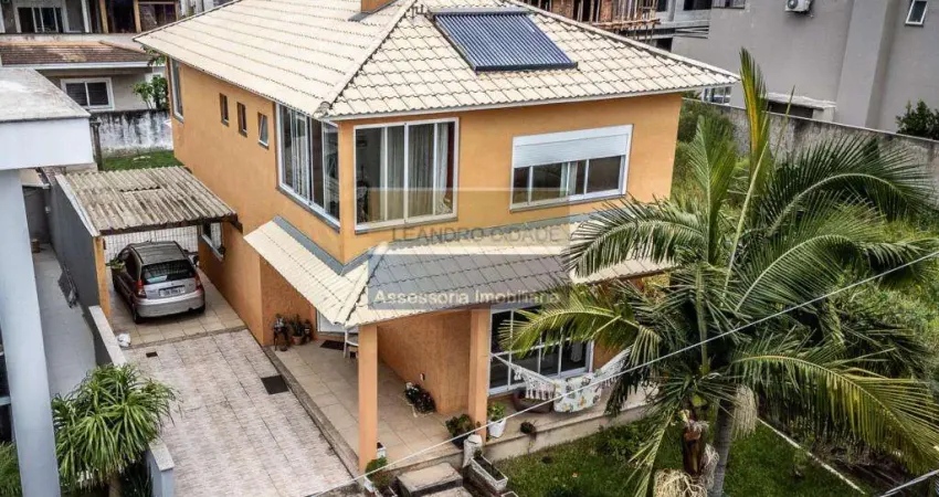 Casa de condomínio 3 dormitórios à venda no Bairro Condomínio Buena Vista com 217 m² de área privativa - 2 vagas de garagem