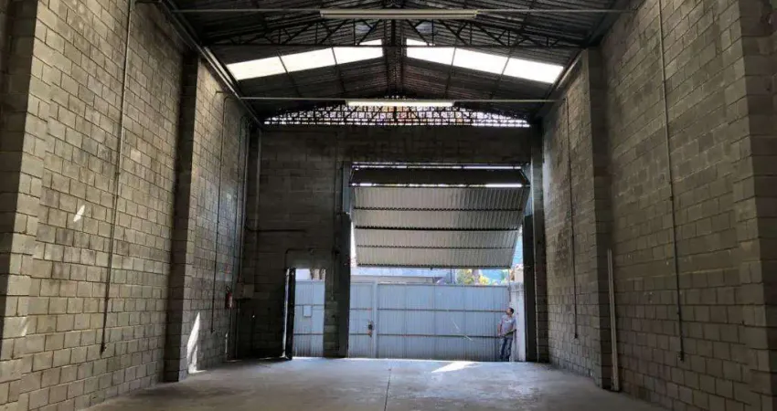 Galpão para alugar, 200 m² por R$ 8.310,00/mês - Santa Teresinha - Santo André/SP