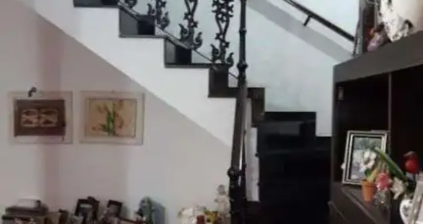 Sobrado à venda, 250 m² por R$ 700.000,00 - Santa Teresinha - Santo André/SP