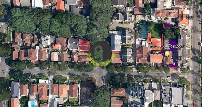 Terreno com 1.080,00m² à venda no bairro Água Verde,  Curitiba / PR.