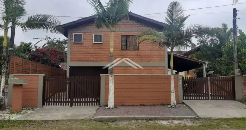 Sobrado com 4 dormitórios à venda, 214 m² por r$ 850.000,00 - praia das palmeiras - itapoá/sc