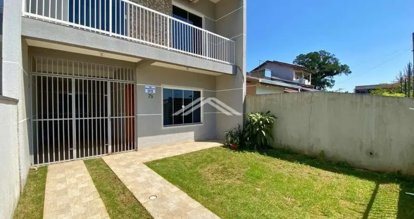Sobrado à venda com 98,79 m², por r$ 700.000,00 localizado no centro comercial de itapoá - sc
