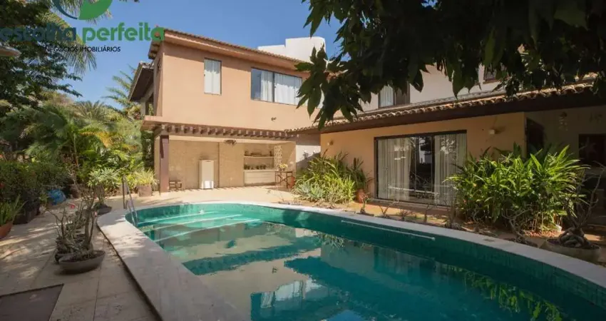 Casa duplex com anexo 6 suítes varanda quintal piscina 2 vagad