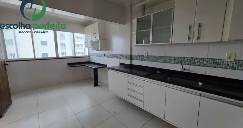 Casa em condomínio fechado com 4 quartos para alugar na Rua Sítio do Pombal, 11, Pituaçu, Salvador