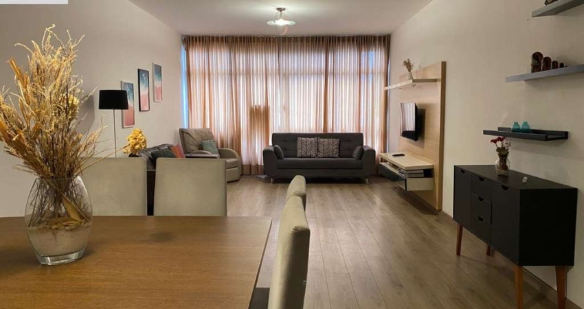 Apartamento à venda em Santos-SP, no Gonzaga: 3 quartos, 1 suíte, 1 sala, 3 banheiros, 1 vaga de garagem, 148,00 m² de área.
