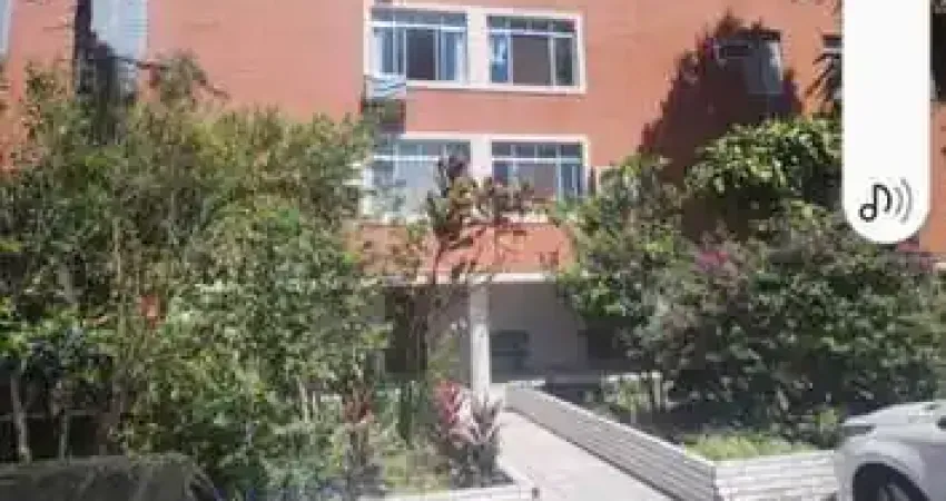 Apartamento à venda em Santos-SP, bairro Aparecida: 3 quartos, 1 sala, 1 banheiro, 1 vaga de garagem, 65 m² de área. Confira agora!
