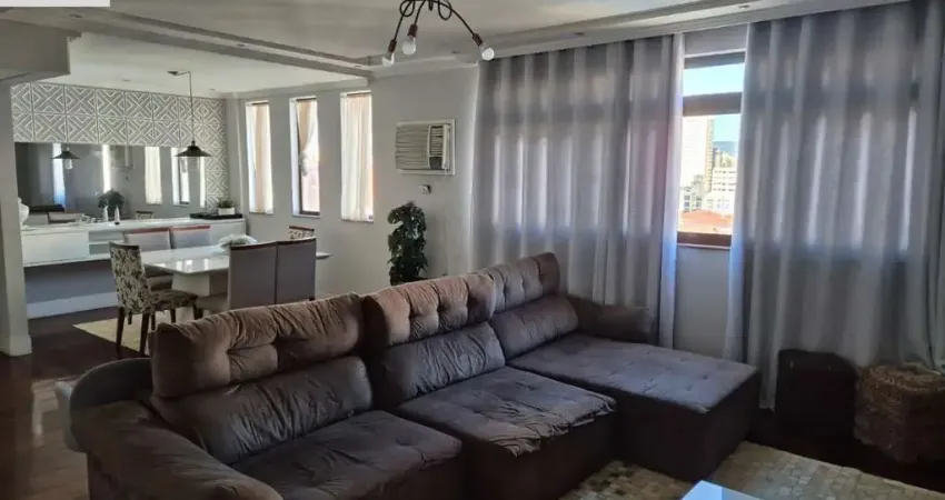 Apartamento de luxo à venda no Gonzaga, Santos-SP: 4 quartos, 2 suítes, 1 sala, 5 banheiros, 2 vagas de garagem - 140m².