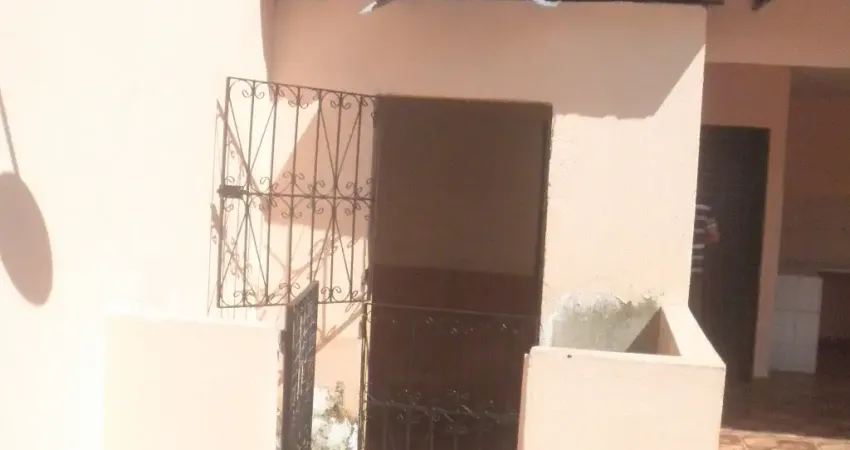 Casa à Venda no Conjunto João Bosco – Excelente Localização!