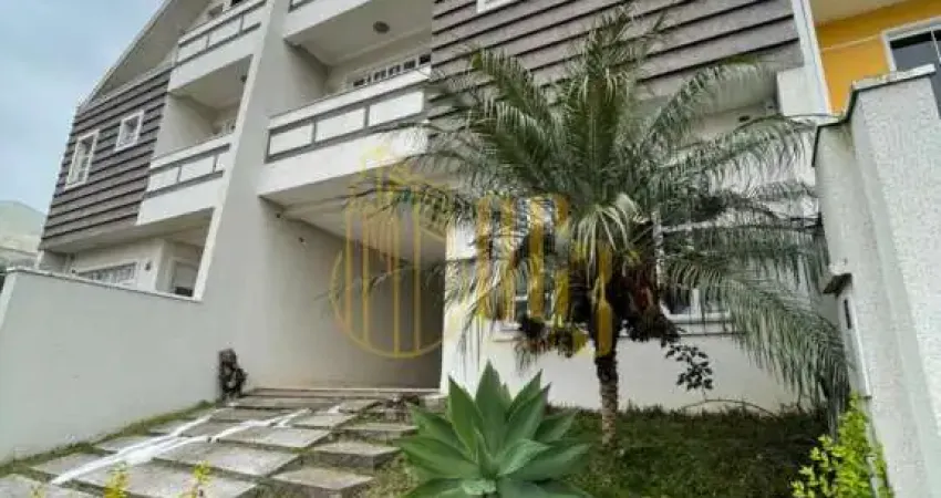 Casa de Condomínio na Cidade Industrial -  Curitiba