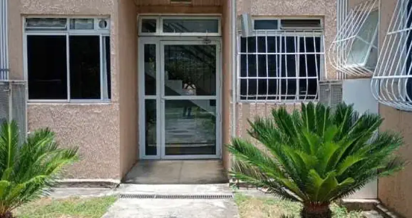 Apartamento para Venda em Nova Iguaçu, Comendador Soares, 2 dormitórios, 1 banheiro, 1 vaga