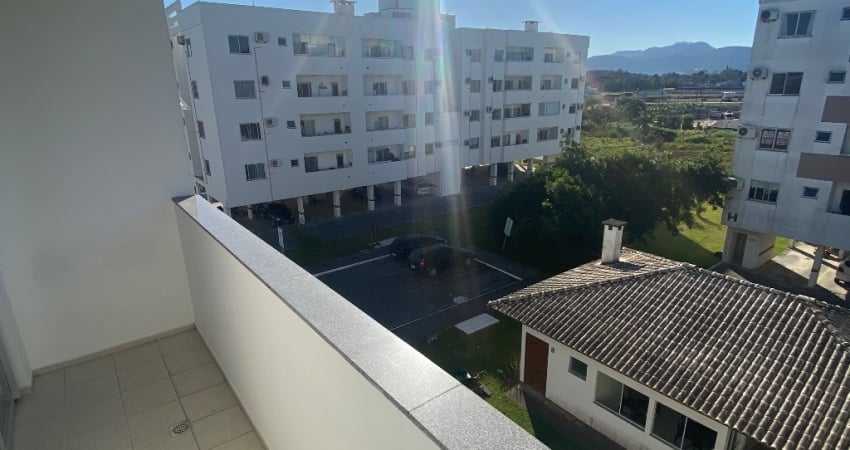 Apartamento com 3 quartos para alugar na Rua Vidal Vicente Andrade, 1290, Forquilhas, São José