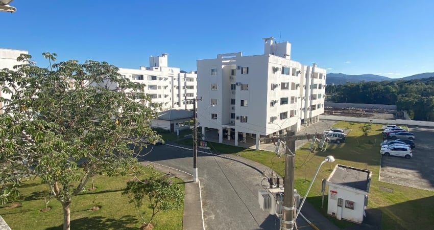 Apartamento com 3 quartos para alugar na Rua Vidal Vicente Andrade, 1290, Forquilhas, São José