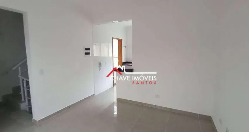 SOBRADO COM 2 SUITES NO BAIRRO DO MARAPÉ EM SANTOS/SP