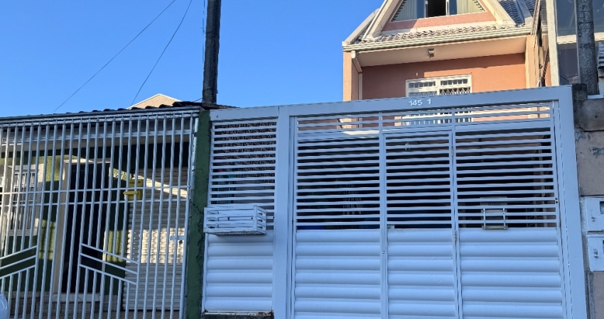Casa à venda na Rua Major Júlio Ribeiro de Campos, Sítio Cercado, Curitiba