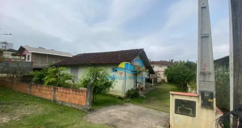 Terreno à venda no Itacolomi, Balneário Piçarras 