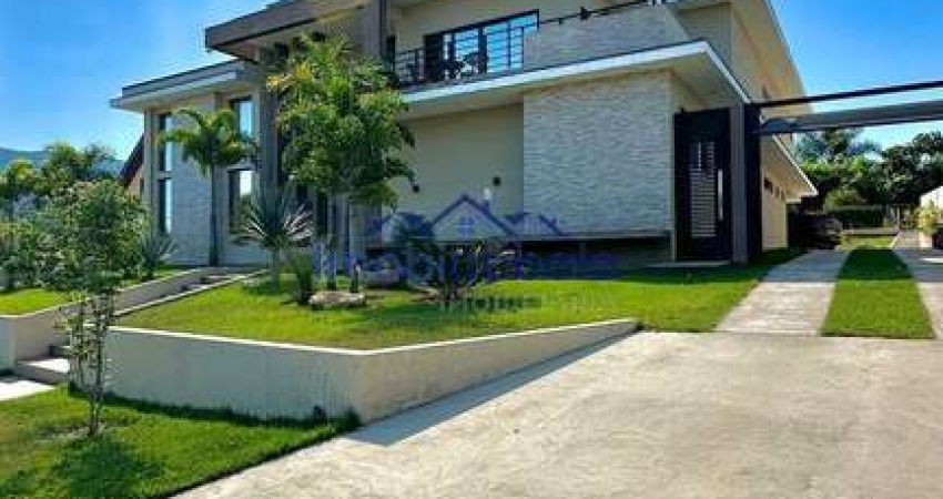 Casa à venda em Cond. Serra da Mantiqueira em Joanópolis - 1000m²