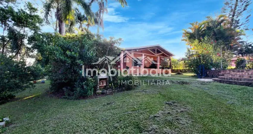 Chácara à venda no vale do rio cachoeira em piracaia - 2.800m²