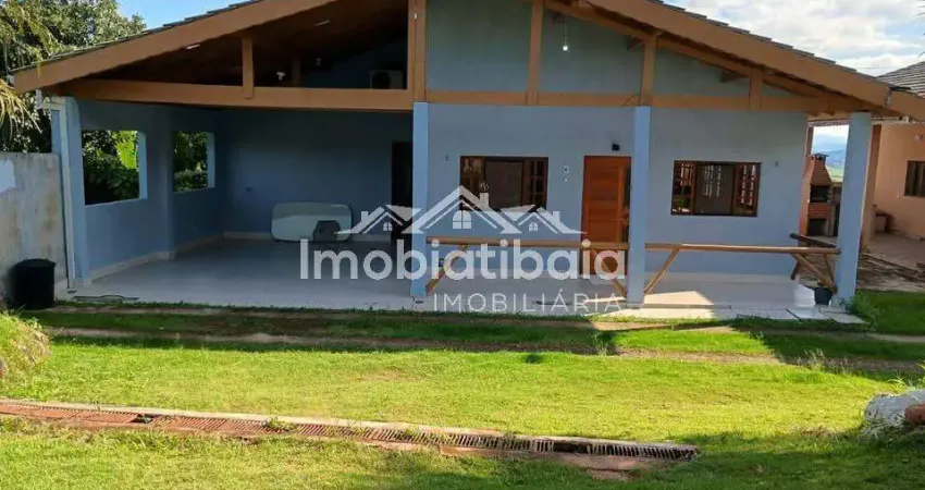 Casa à venda em condomínio fechado Atibaia - Vitória Régia