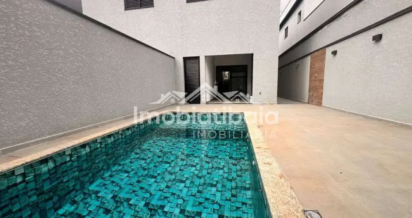 Casa com 3 quartos para alugar na Rua Benedita Oliveira Freire, Vila Petrópolis, Atibaia