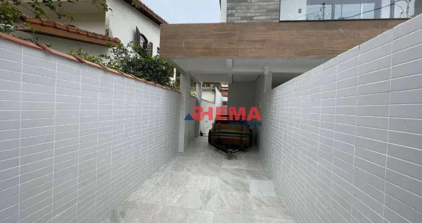 Sobrado com 3 dormitórios à venda, 104 m² por R$ 820.000,00 - Vila Belmiro - Santos/SP