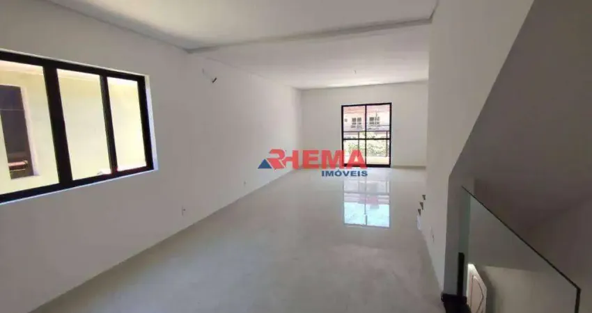 Sobrado com 3 dormitórios à venda, 202 m² por R$ 1.725.000,00 - Embaré - Santos/SP