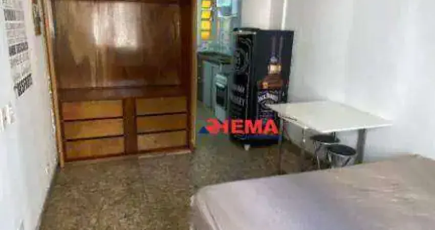 Kitnet para alugar, 32 m² por R$ 2.100/mês - José Menino - Santos/SP