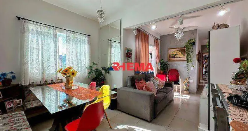 Apartamento com 2 dormitórios à venda, 70 m² por R$ 640.000,00 - Campo Grande - Santos/SP