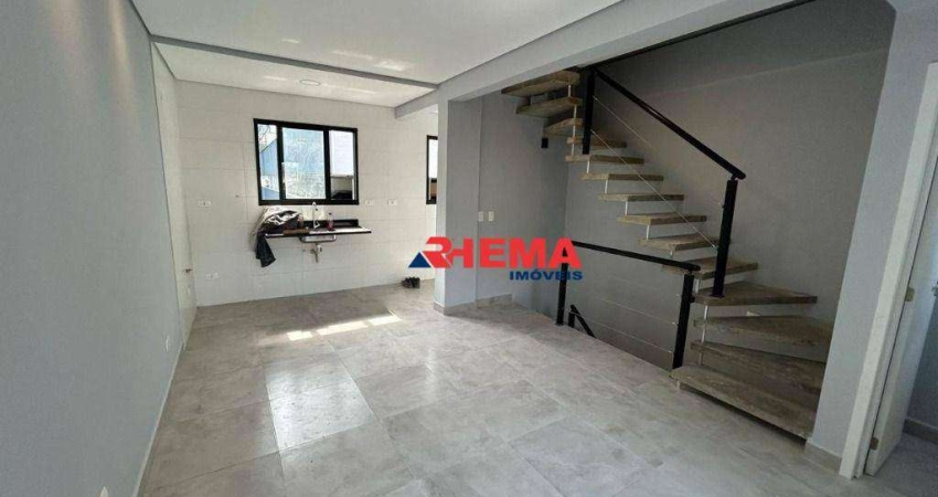 Sobrado com 2 dormitórios à venda, 116 m² por R$ 650.000,00 - Marapé - Santos/SP