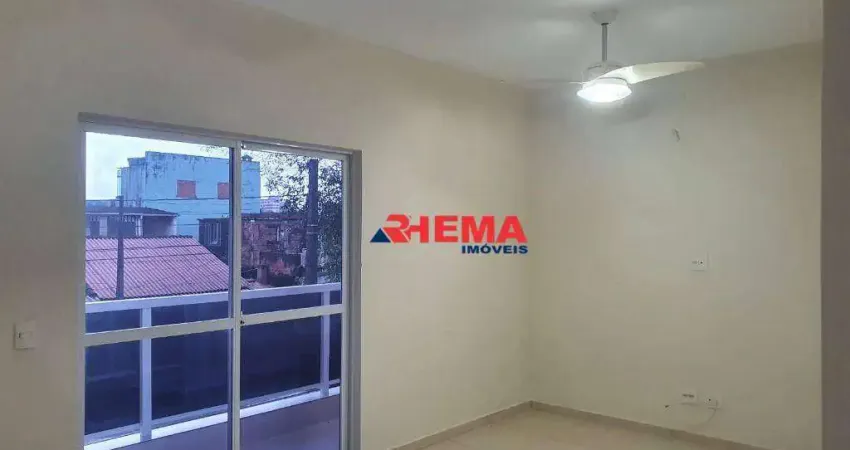 Sobrado com 3 dormitórios à venda, 120 m² por R$ 630.000,00 - Macuco - Santos/SP