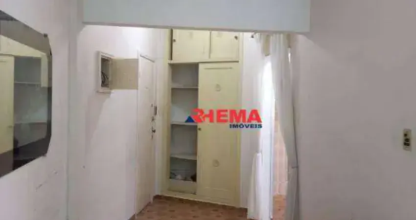 Apartamento com 1 dormitório para alugar, 55 m² por R$ 3.200,01/mês - Pompéia - Santos/SP