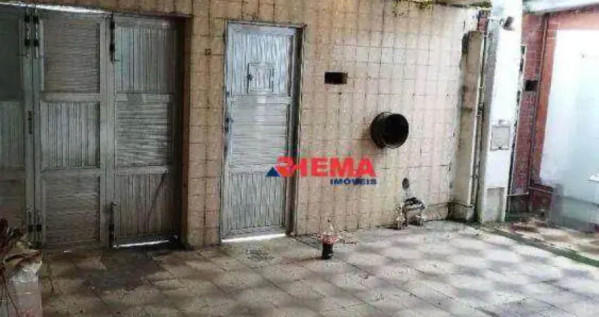 Sobrado com 4 dormitórios à venda, 144 m² por R$ 520.000,00 - Embaré - Santos/SP
