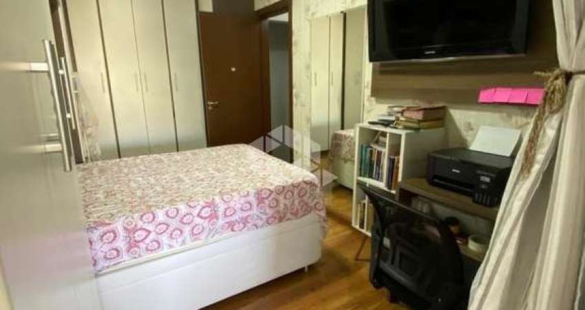 Casa com 3 quartos à venda na Rua Padre José Materni, 511, Vila Serralheiro, São Paulo
