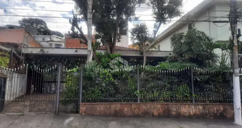 Casa com 4 quartos à venda na Rua Sousa Filho, 637, Vila Santa Delfina, São Paulo