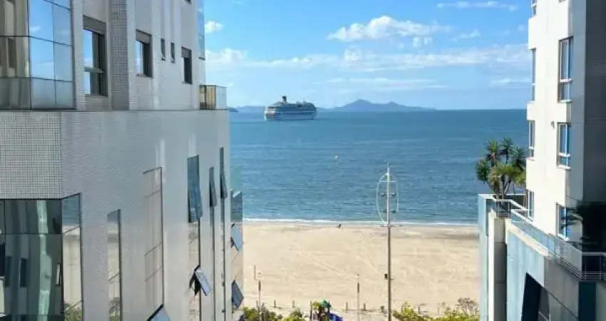 Apto alto padrão para locação, quadra mar , barra sul a 50 metros do mar.