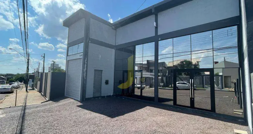 Barracão / Galpão / Depósito com 4 salas à venda na Rua Rodrigues Alves, 1598, Parque São Paulo, Cascavel