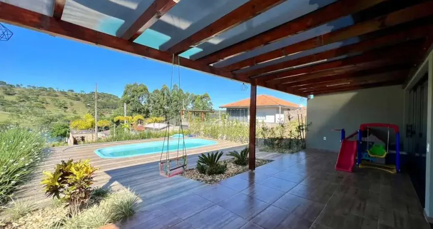 CASA EM BOA VISTA COM PISCINA