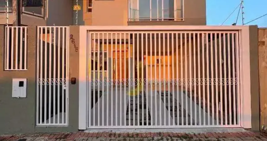Casa com 3 quartos à venda na Rua Souza Naves, 2610, Parque São Paulo, Cascavel
