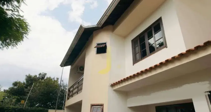 sobrado região central, excelente para ponto comercial