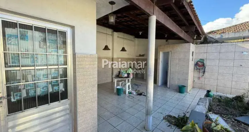 Casa térrea | 02 dorm | 01 suíte | 02 vagas de garagem | cidade nautica - são vicente.