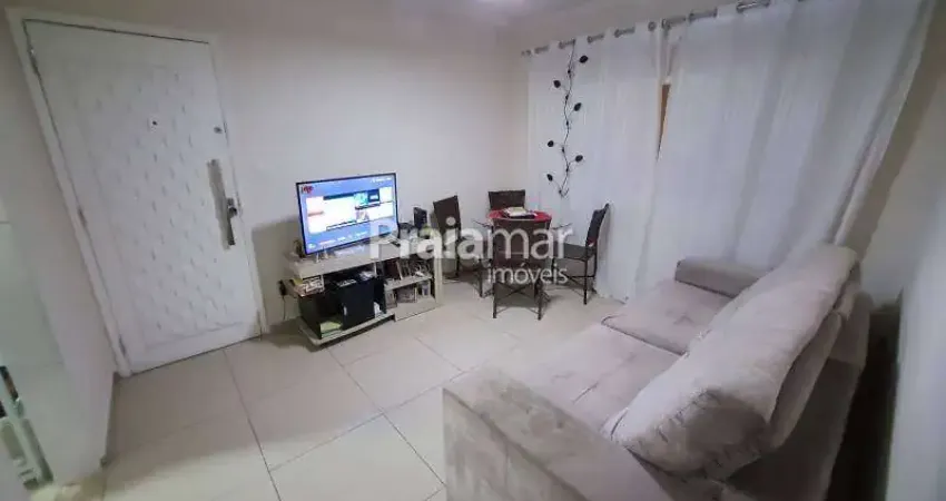Apartamento 02 dormitórios | 01 banheiro | 01 vaga | vila valença | são vicente