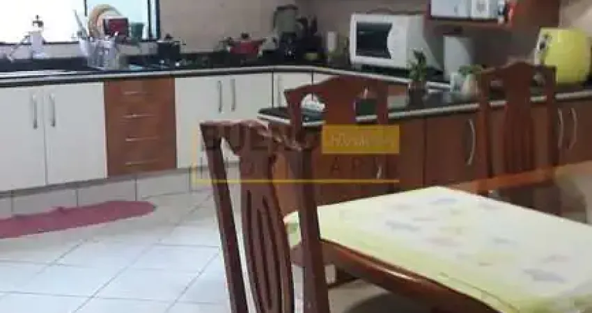 Casa com 4 dormitórios à venda, 203 m² por R$ 730.000,00 - Vila Grego II - Santa Bárbara D'Oeste/SP
