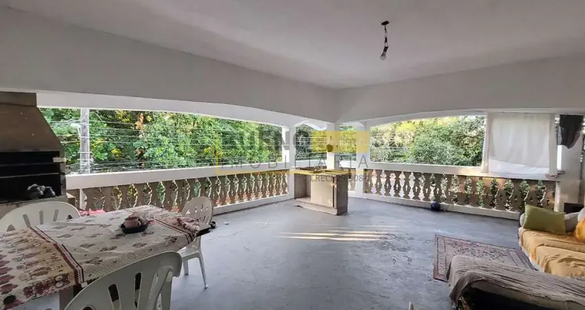 Casa com 3 dormitórios à venda e Salão comercial parte Inferior, 230 m² por R$ 850.000 - Residencia