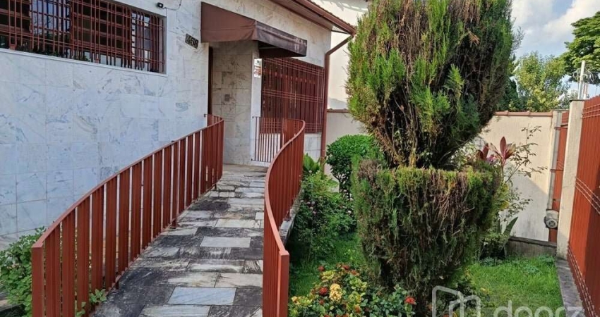 Casa com 5 quartos à venda na Rua Antonieta Altenfelder, 458, Jardim Guapira, São Paulo