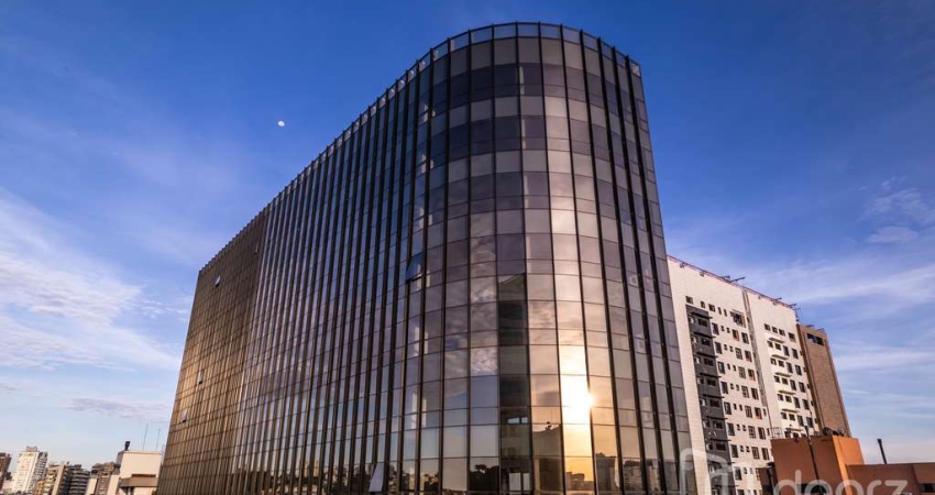 Sala comercial à venda na Avenida Doutor Nilo Peçanha, 2800, Chácara das Pedras, Porto Alegre