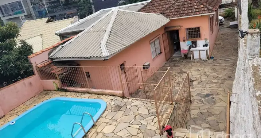 Casa com 2 quartos à venda na Av Aparicio Borges, 317, Glória, Porto Alegre