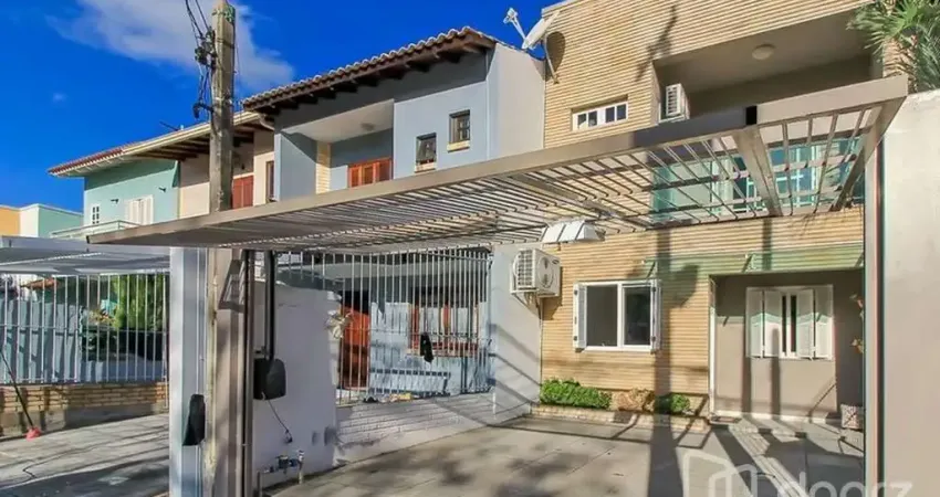 Casa com 3 quartos à venda na Rua Doutor Hermes Pacheco, 630, Hípica, Porto Alegre