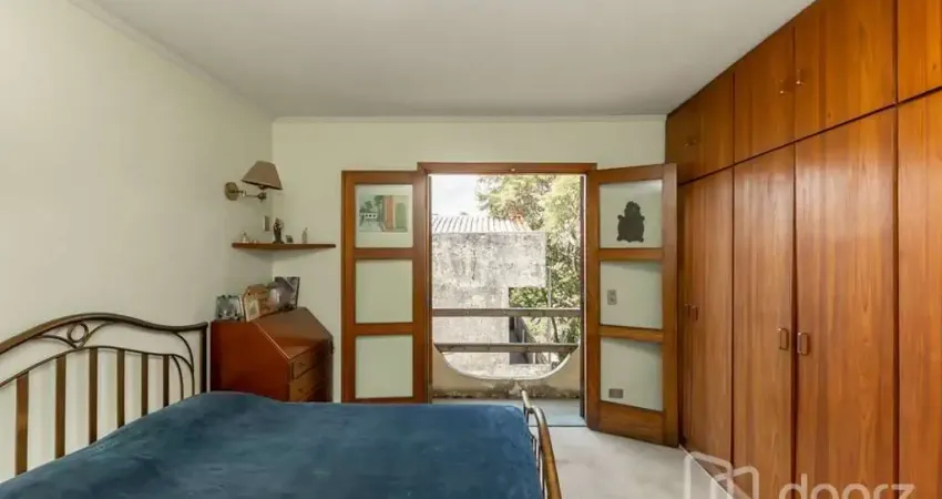 Casa com 4 quartos à venda na Rua Jacatirão, 505, Chácara Monte Alegre, São Paulo